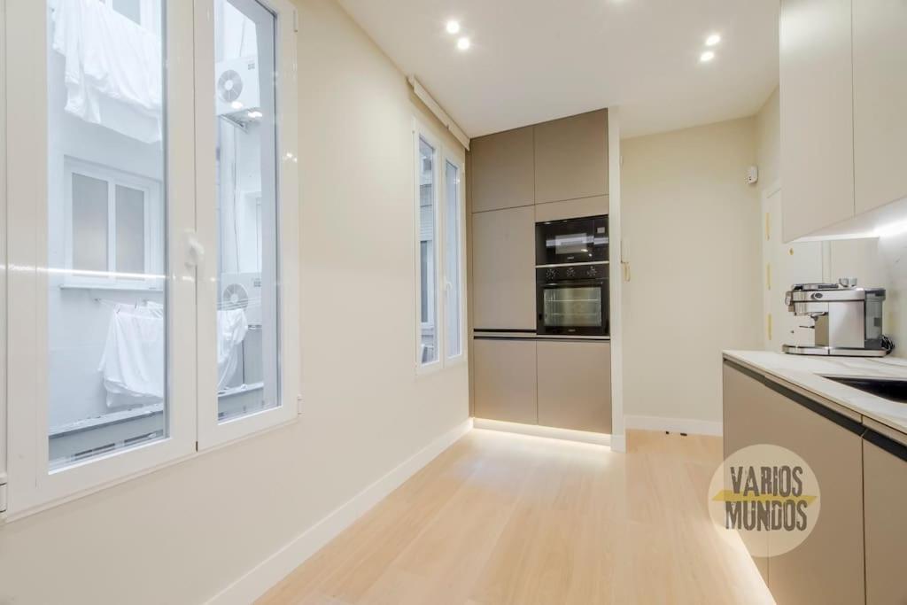 Luxury Centrico En Calle Barbieri-centro * Madrid