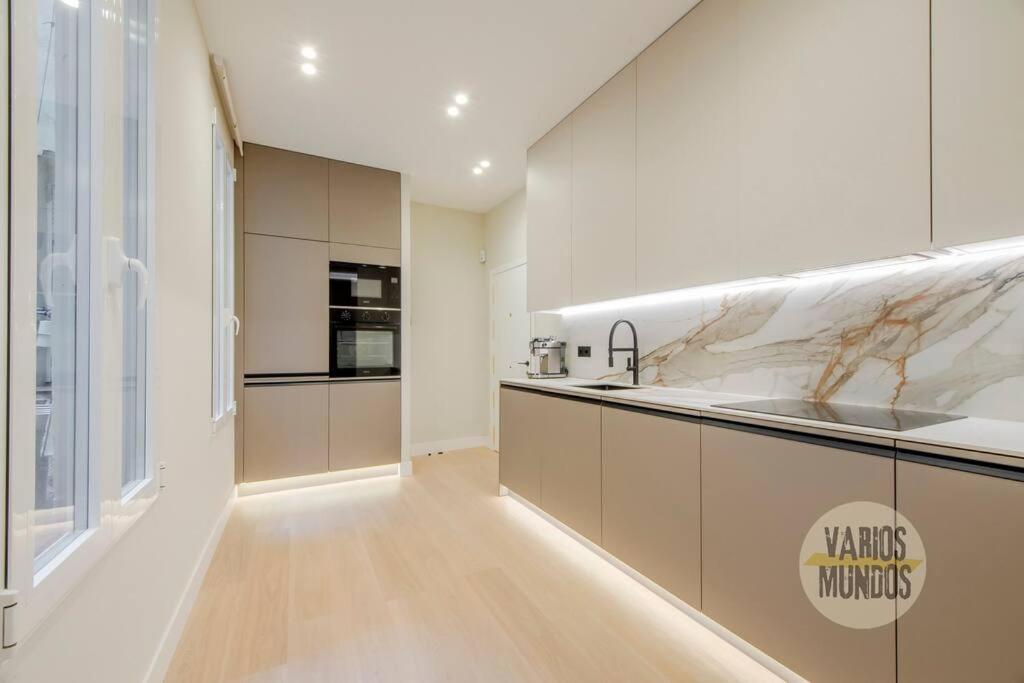 Luxury Centrico En Calle Barbieri-centro Apartment
